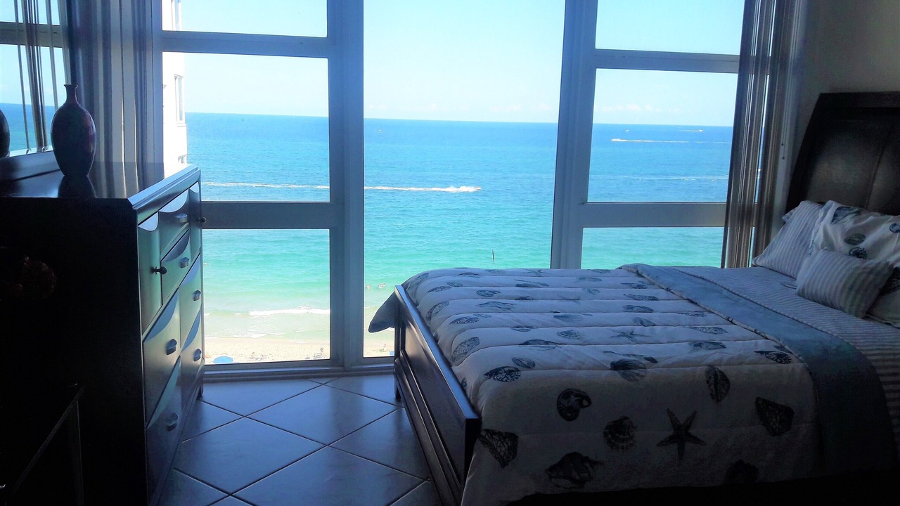 Photo of Bedroom in Galt Mile