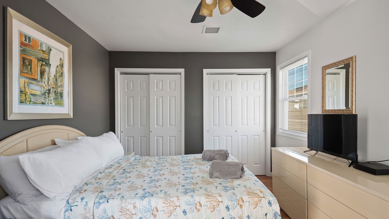 Photo of Bedroom in Seaside Heights