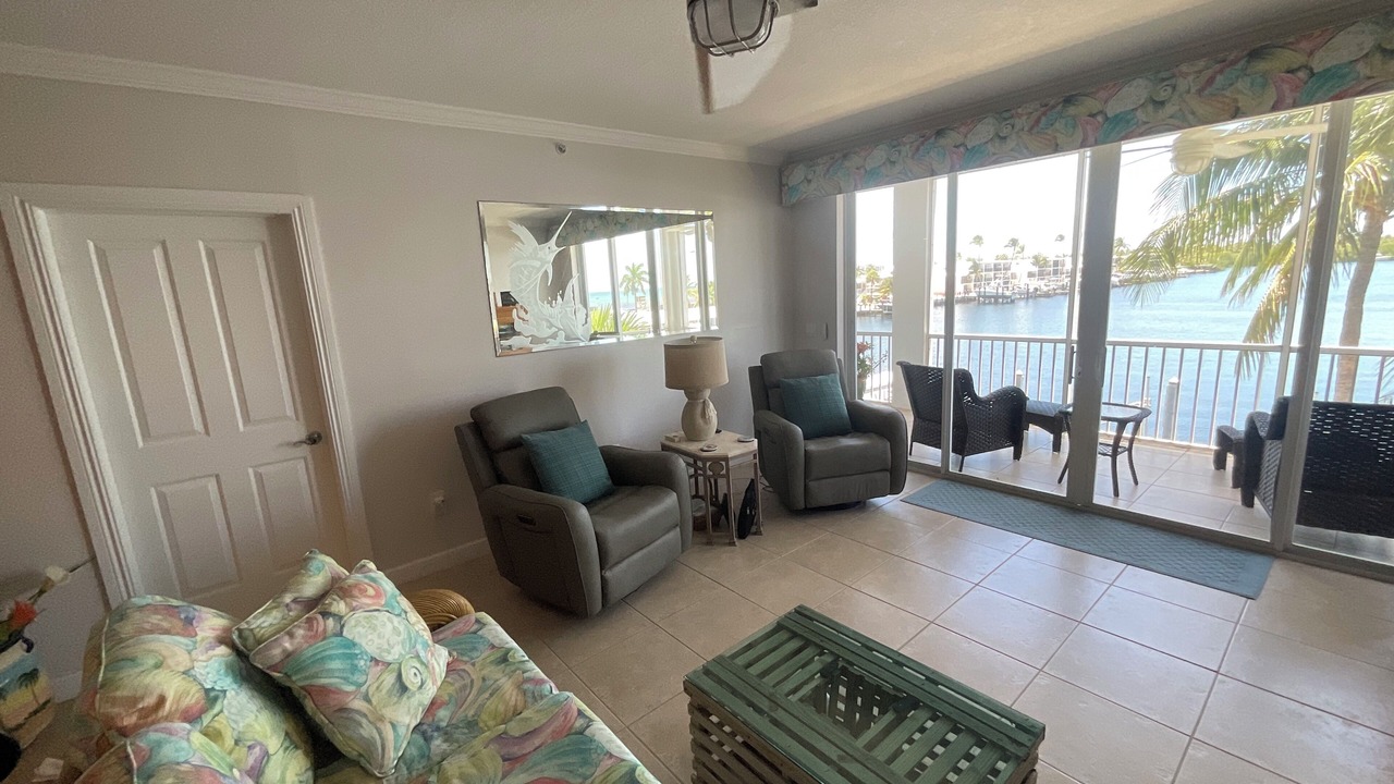 Photo of Livingroom in Islamorada