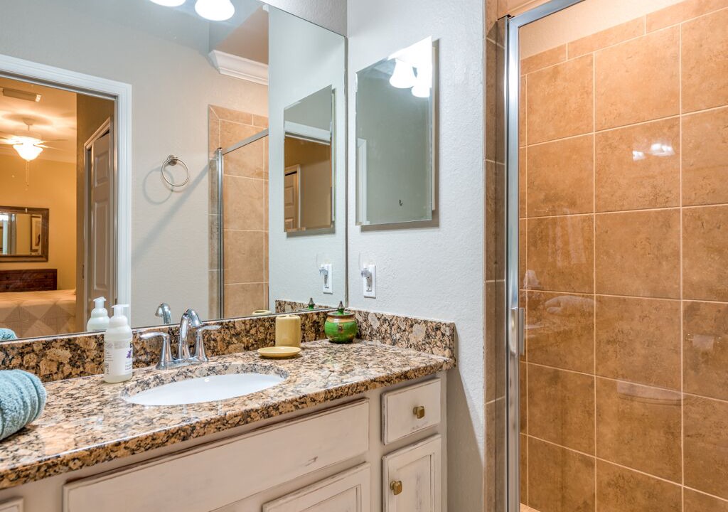 Photo of Bathroom in Naples