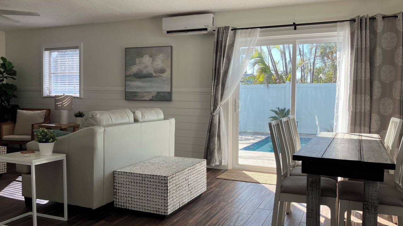 Photo of Bedroom in Holmes Beach