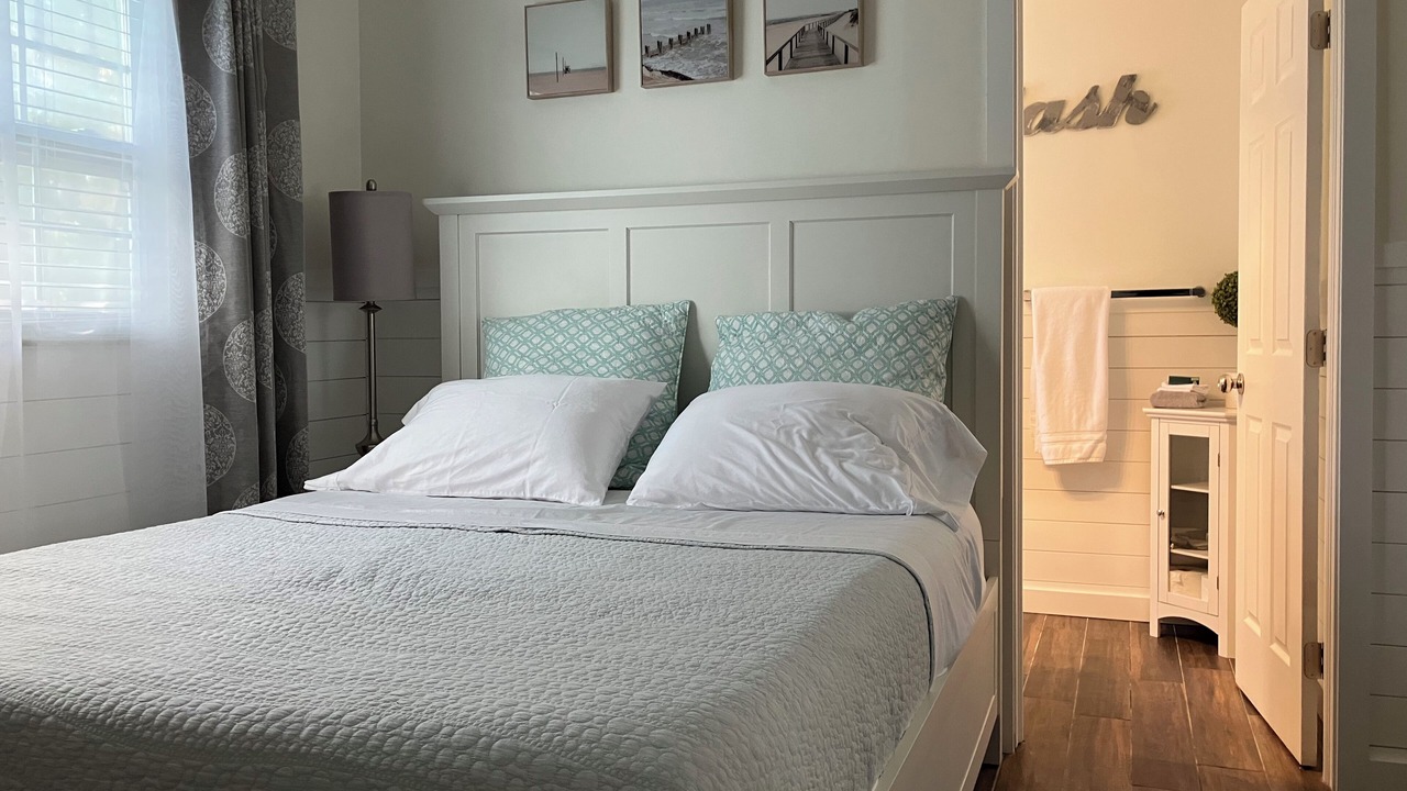 Photo of Bedroom in Holmes Beach