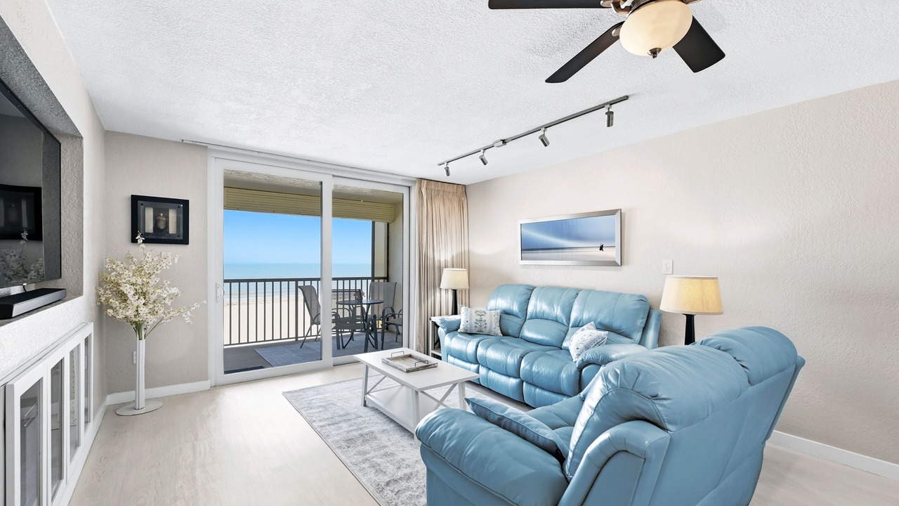 Photo of Livingroom in Indian Shores