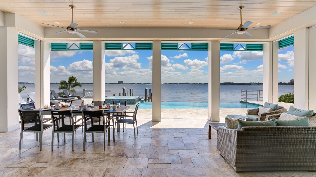 Photo of Outdoor in Yacht Club