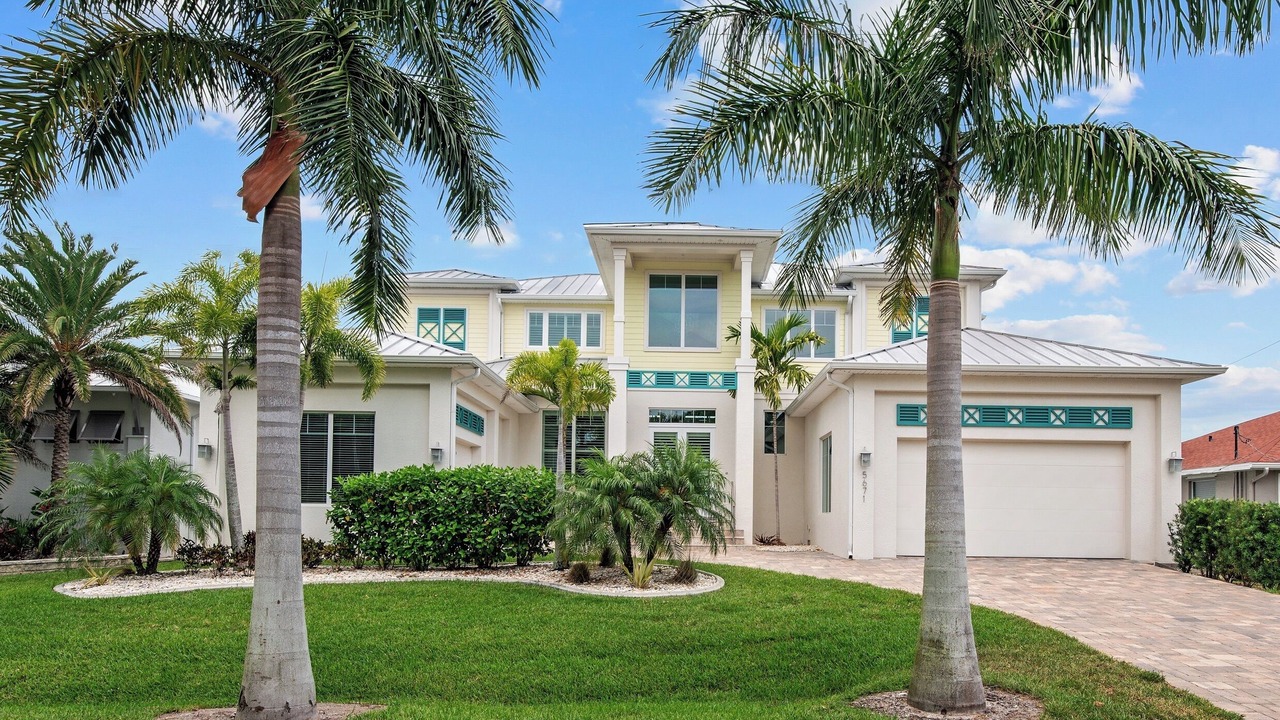 Photo of Outdoor in Yacht Club
