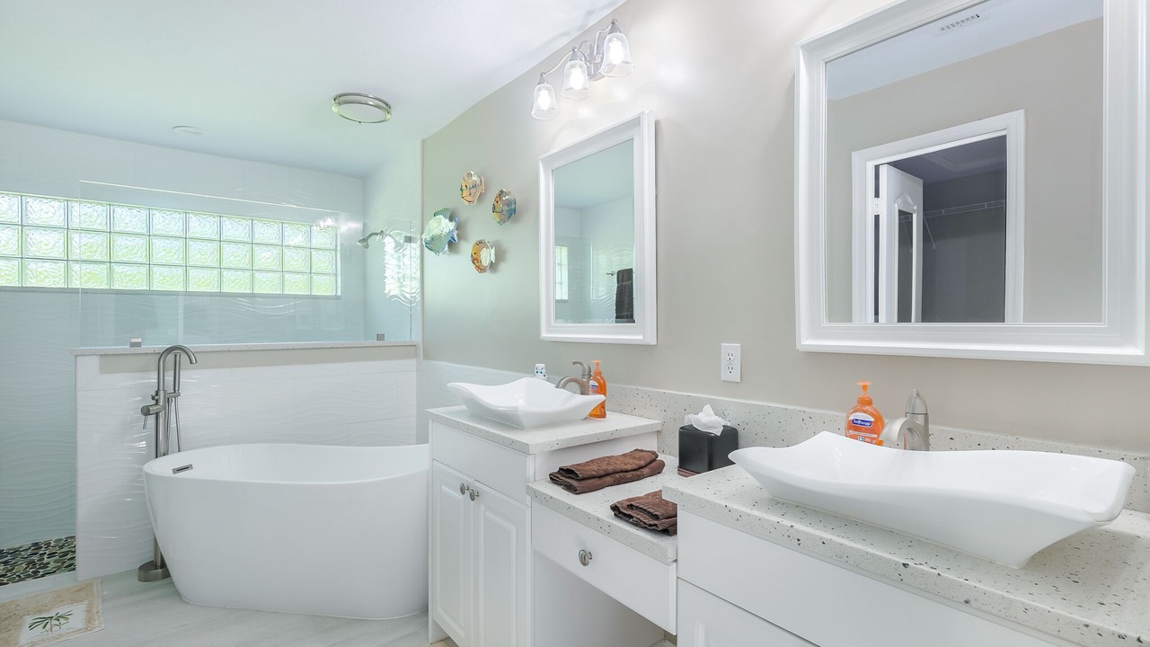 Photo of Bathroom in Central Naples