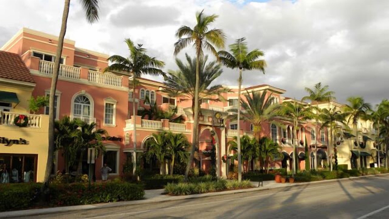 Photo of Others in Old Naples