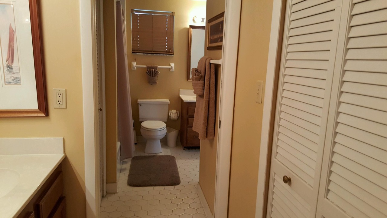 Photo of Bathroom in Old Naples