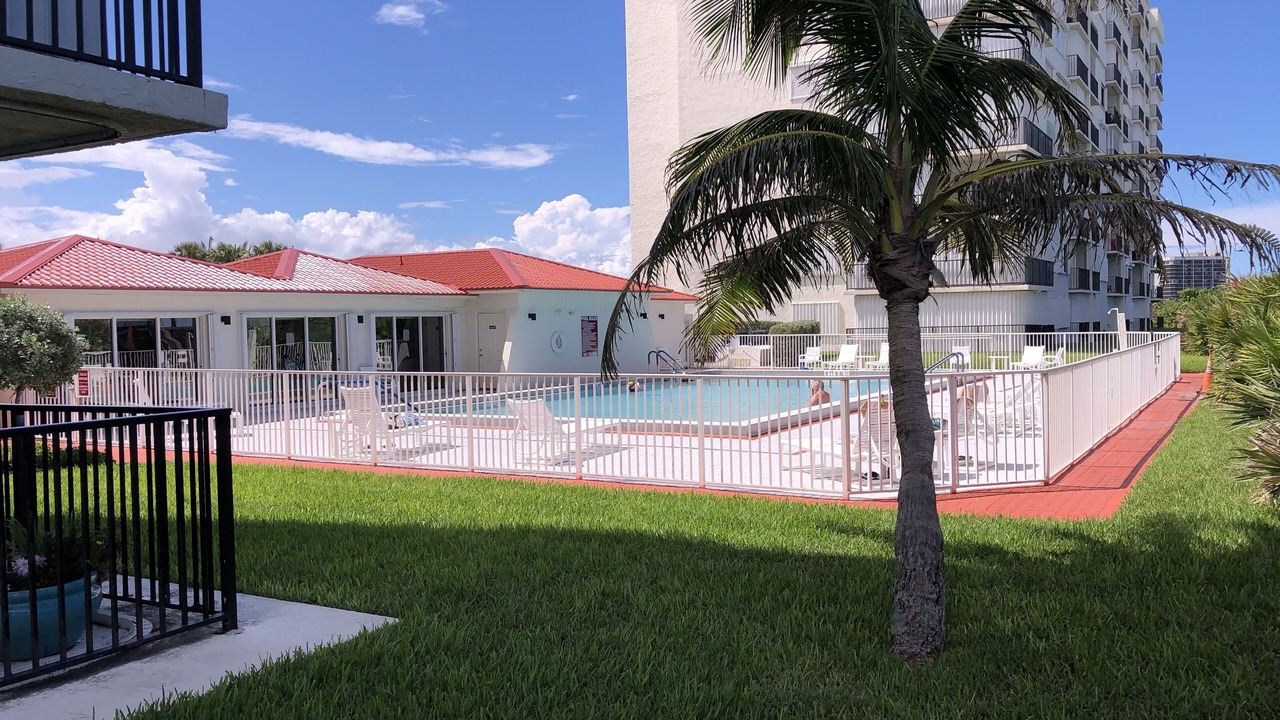 Photo of Outdoor in Hutchinson Island South