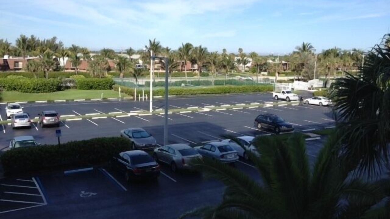 Photo of Others in Hutchinson Island South