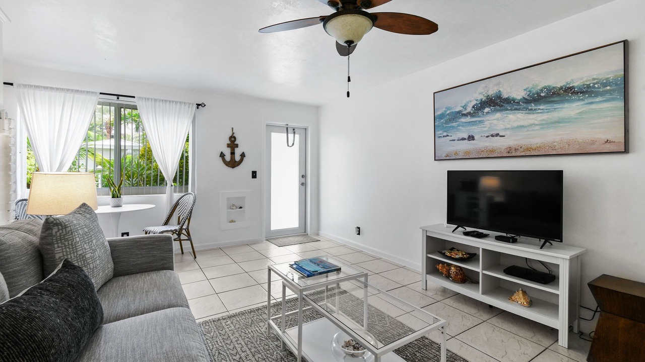 Photo of Bedroom in Palm Beach Shores