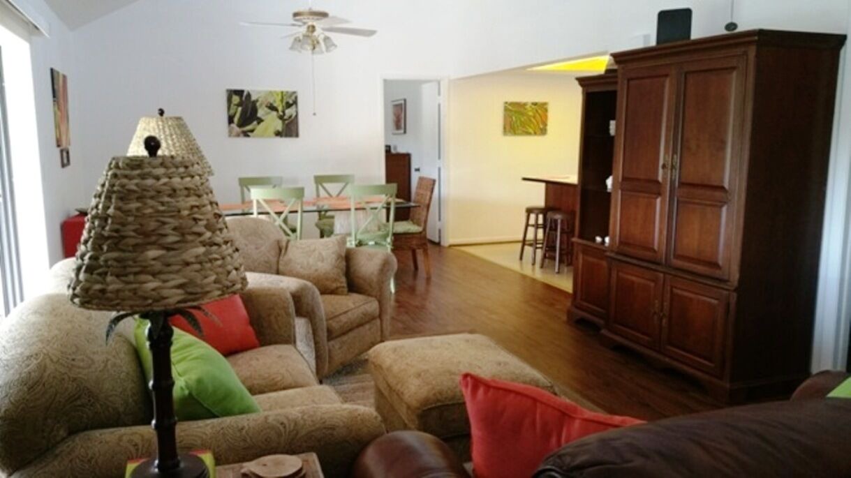 Photo of Livingroom in Pine Island Center