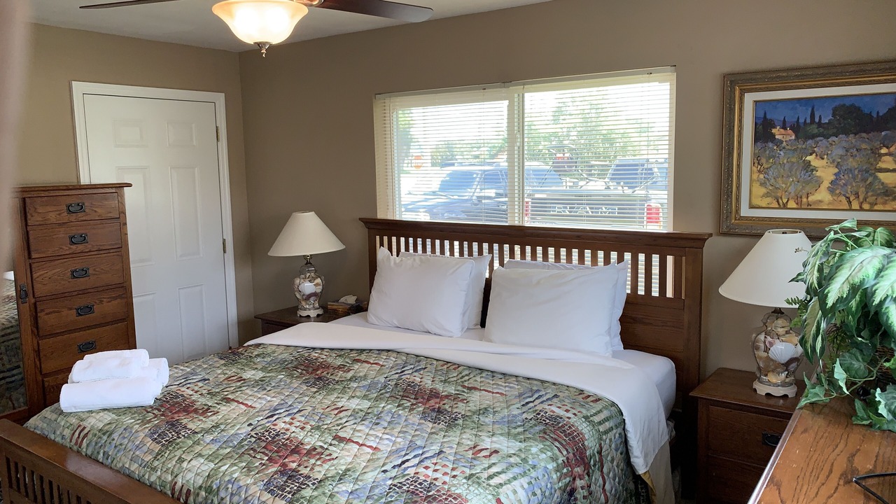 Photo of Bedroom in Caloosahatchee