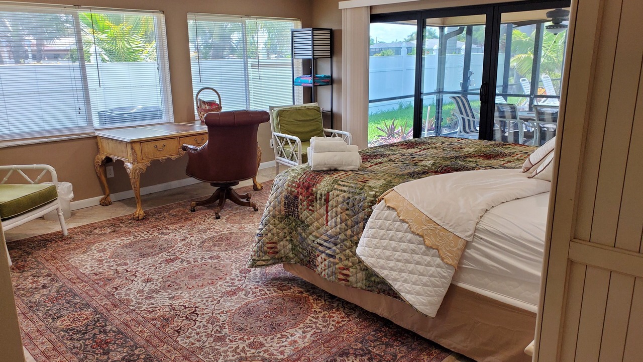 Photo of Bedroom in Caloosahatchee