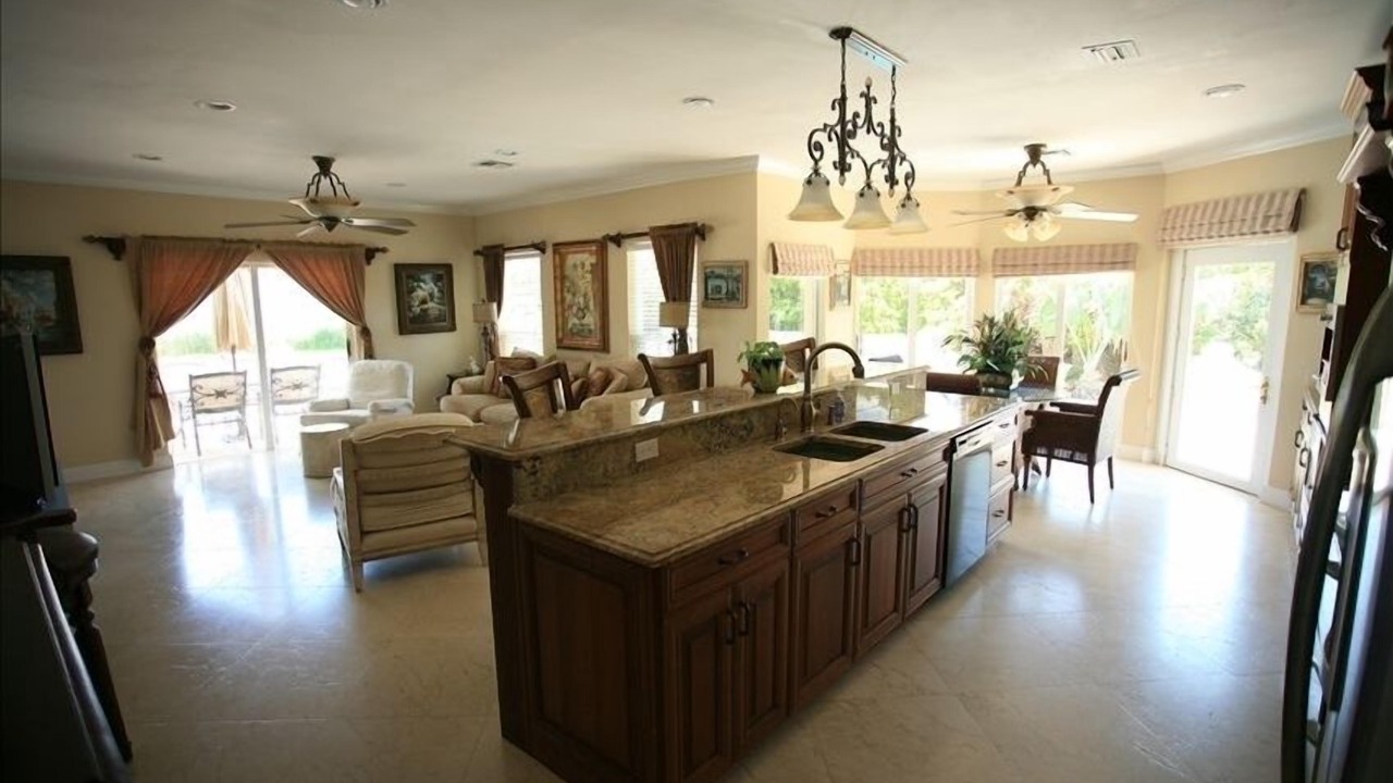 Photo of Bedroom in Indian River Shores
