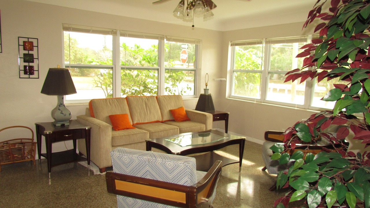 Photo of Livingroom in Disston Heights