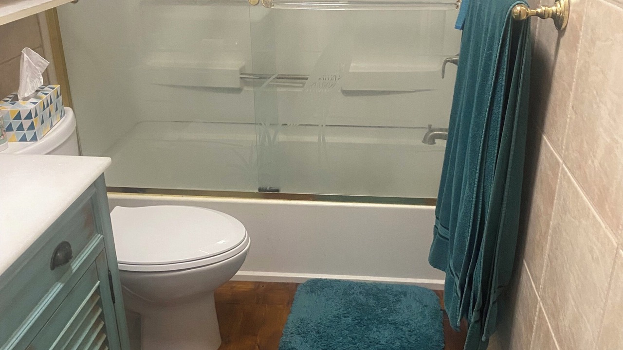 Photo of Bathroom in Marathon