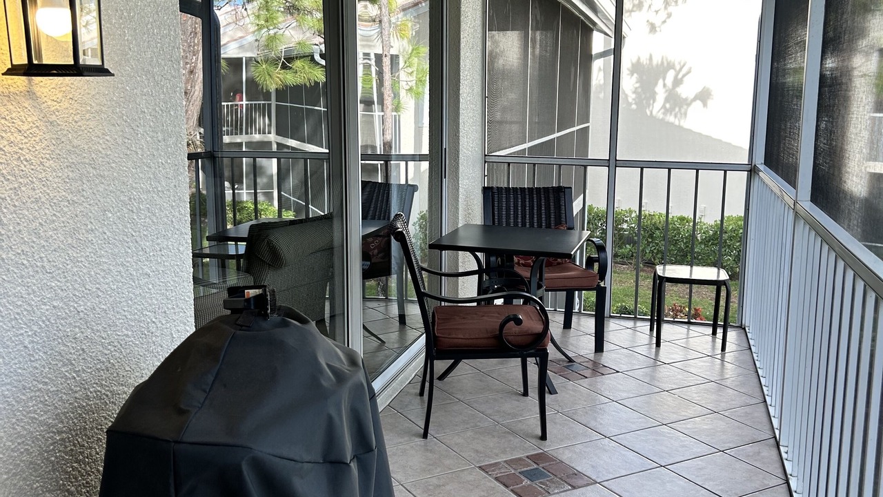 Photo of Others in Naples