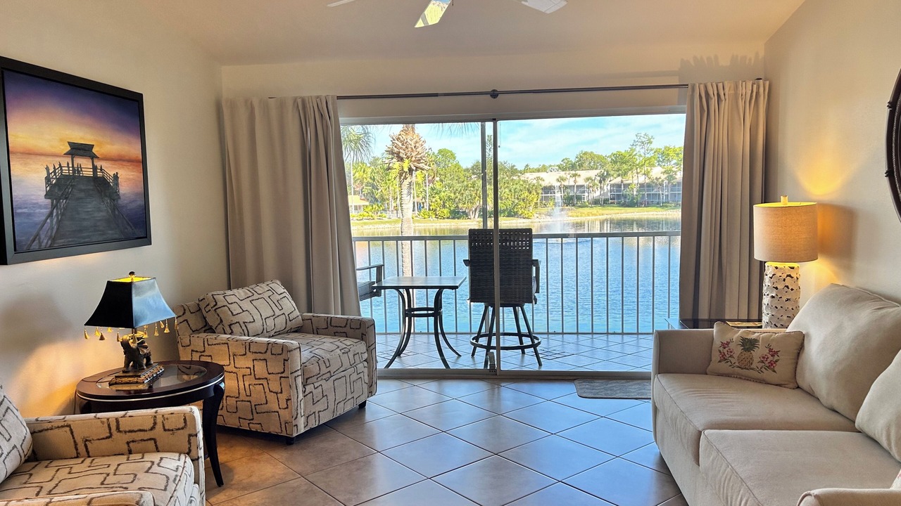 Photo of Livingroom in Naples