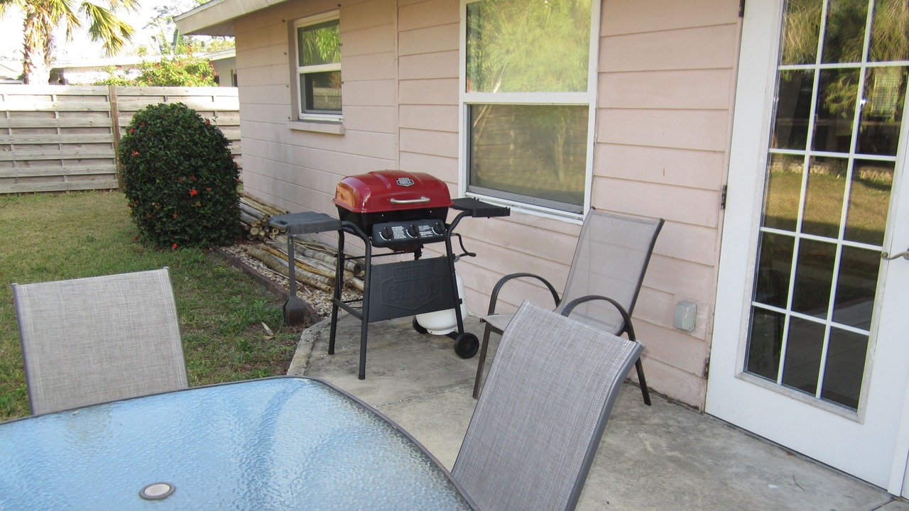 Photo of Outdoor in Gulf Gate Estates