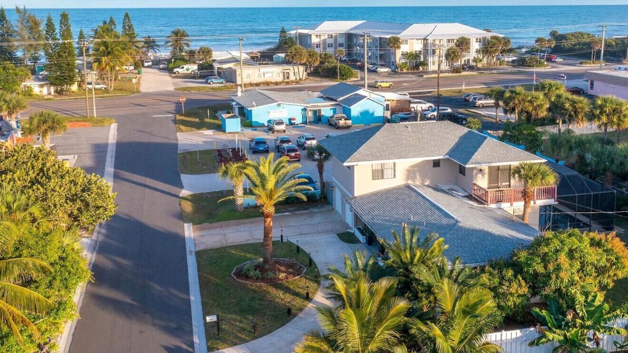 Photo of Others in Satellite Beach