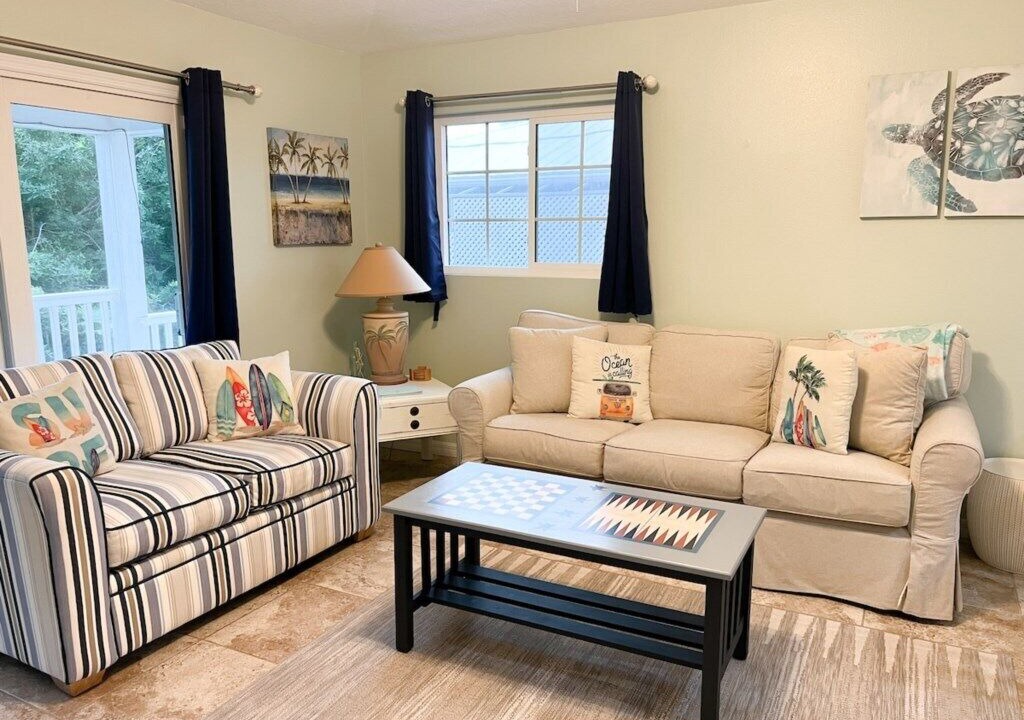 Photo of Livingroom in Holmes Beach