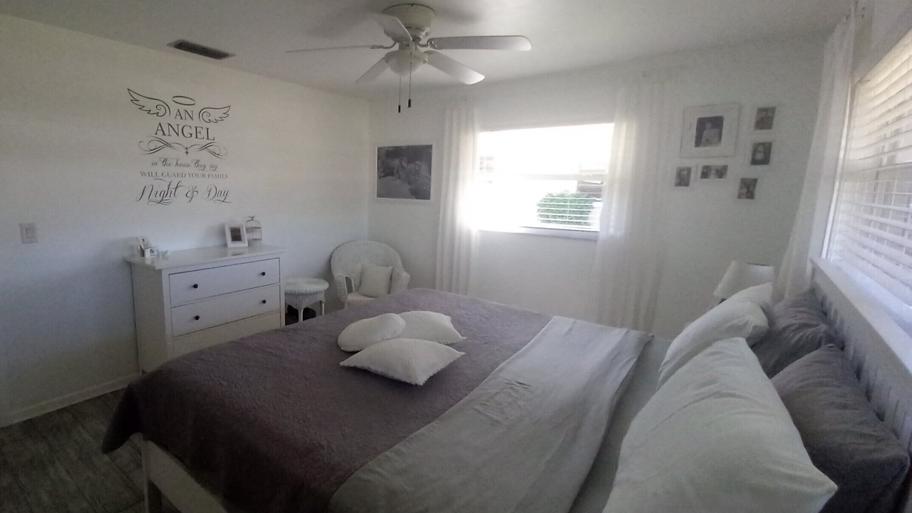 Photo of Bedroom in Caloosahatchee