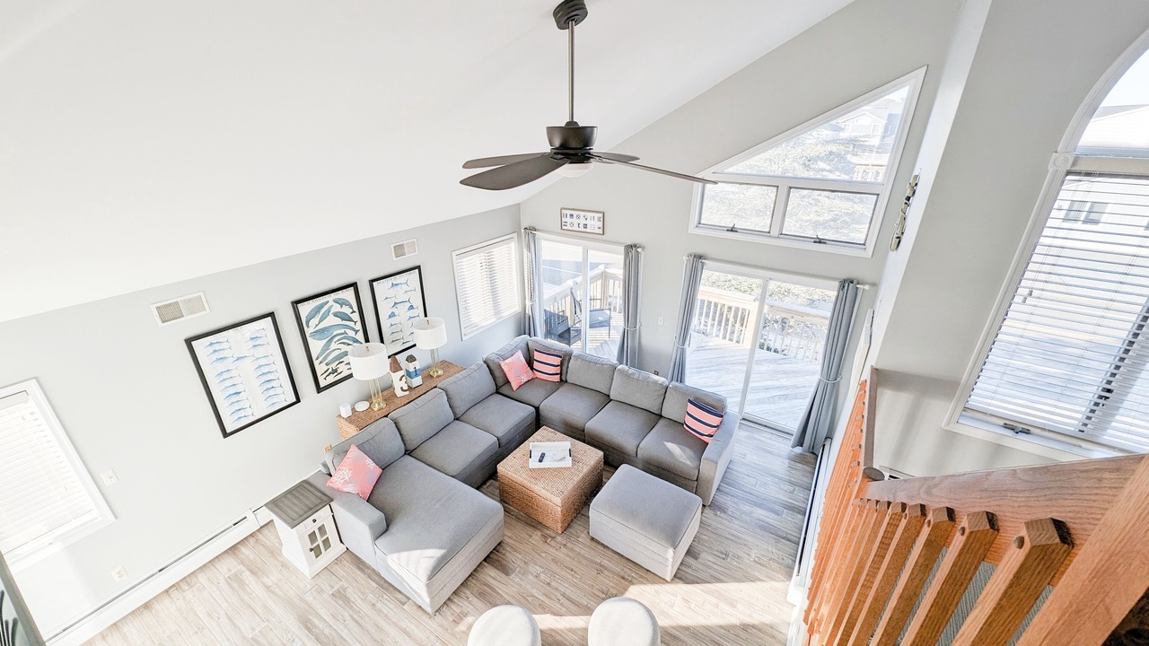 Photo of Livingroom in Beach Haven West