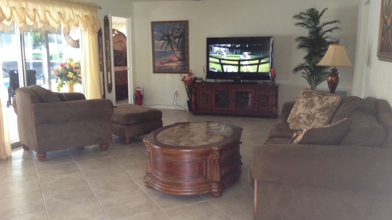 Photo of Livingroom in Bonita Springs
