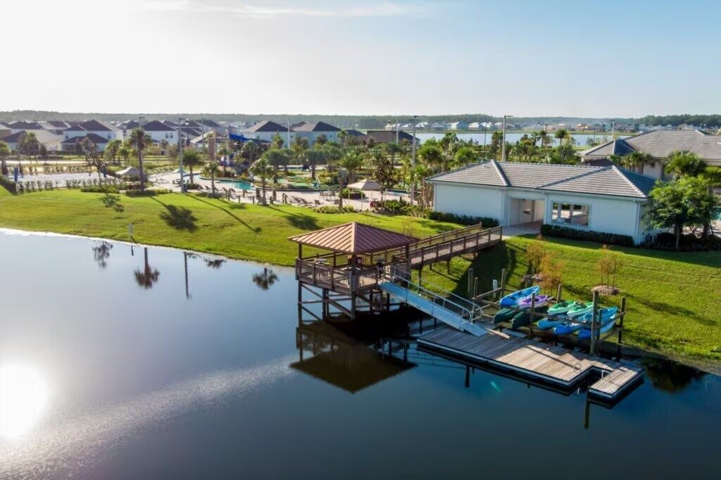 Photo of Others in Bay Lake