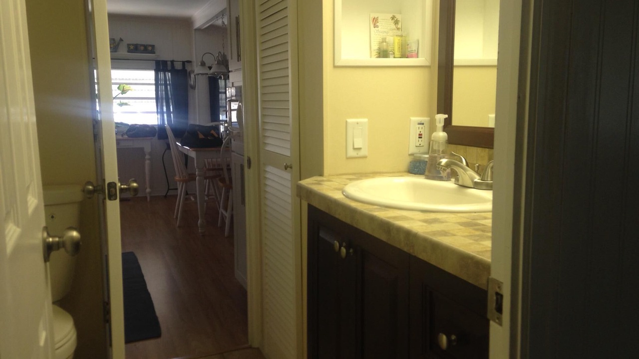 Photo of Bathroom in Nettles Island