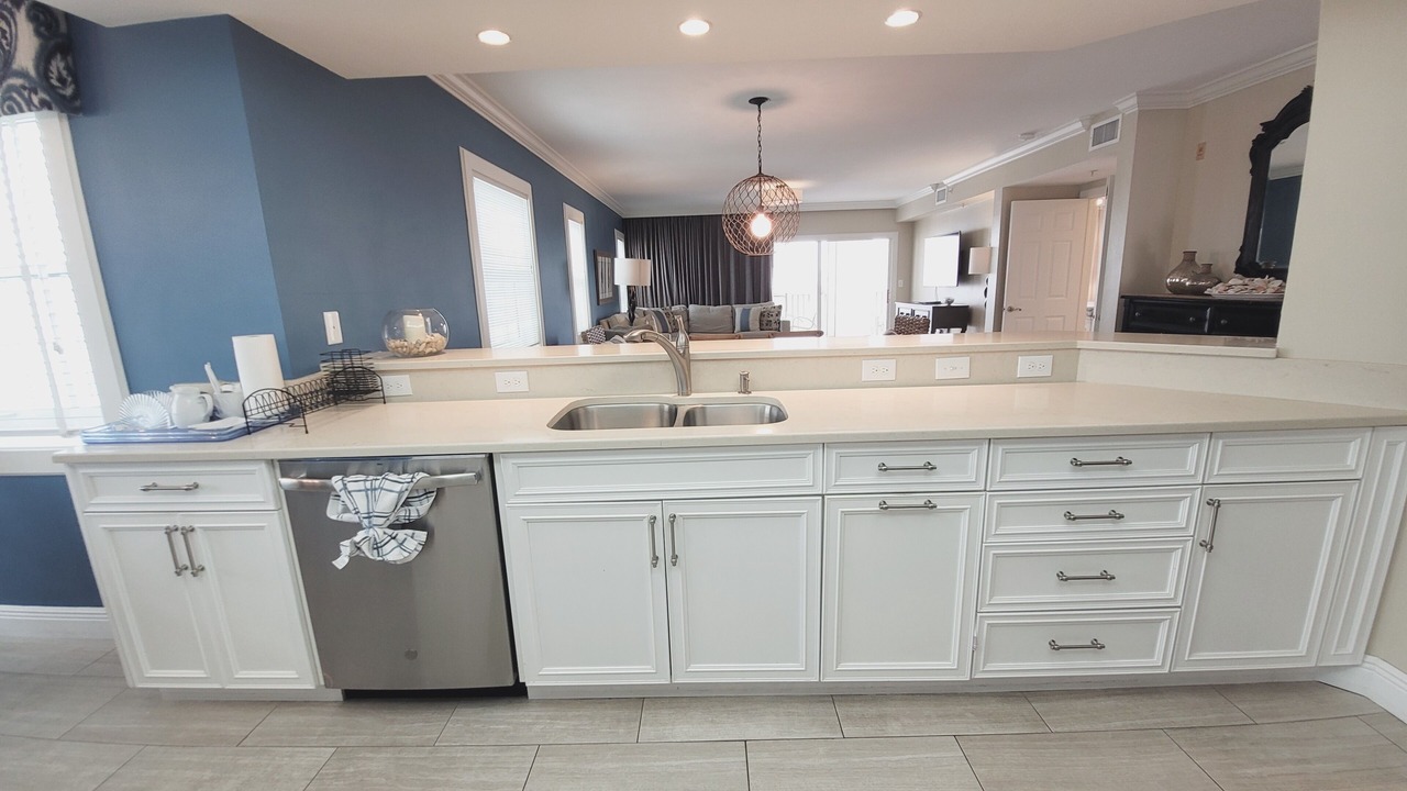 Photo of Kitchen in Vanderbilt Beach