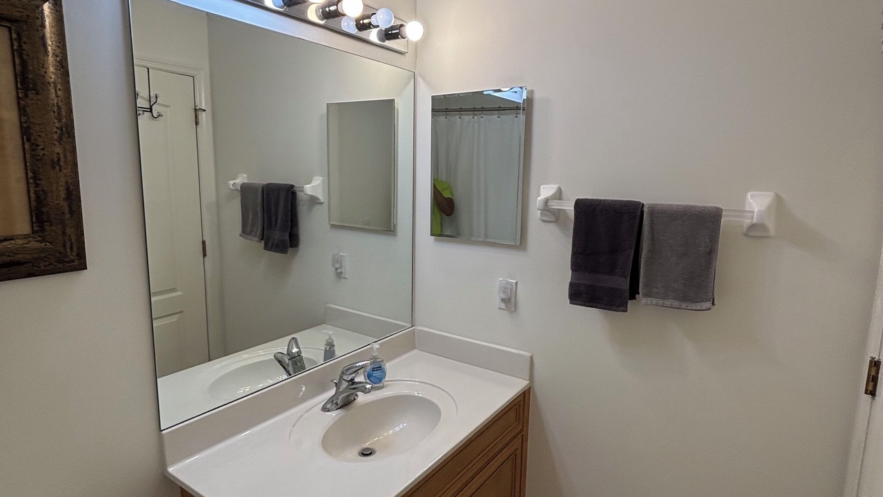 Photo of Bathroom in Biggar