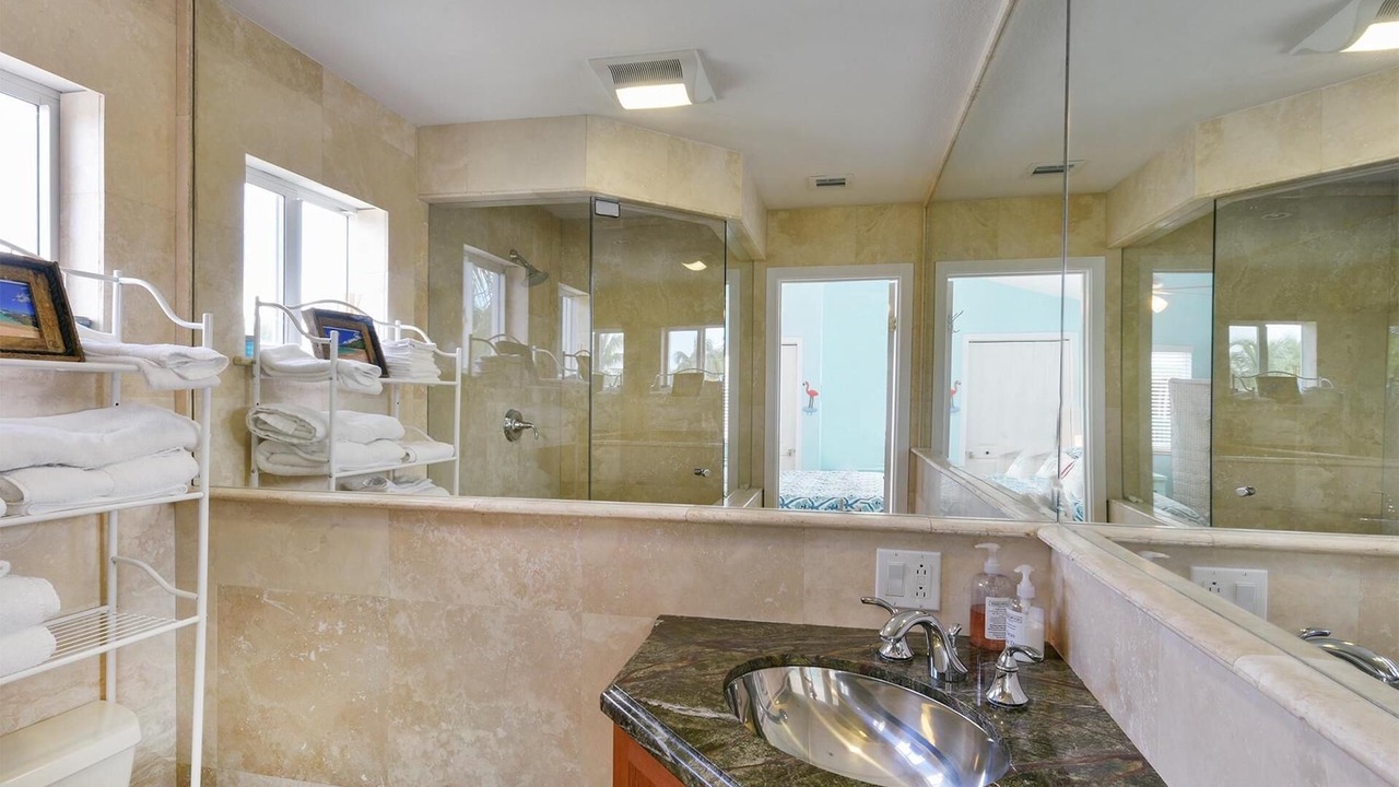 Photo of Bathroom in Islamorada