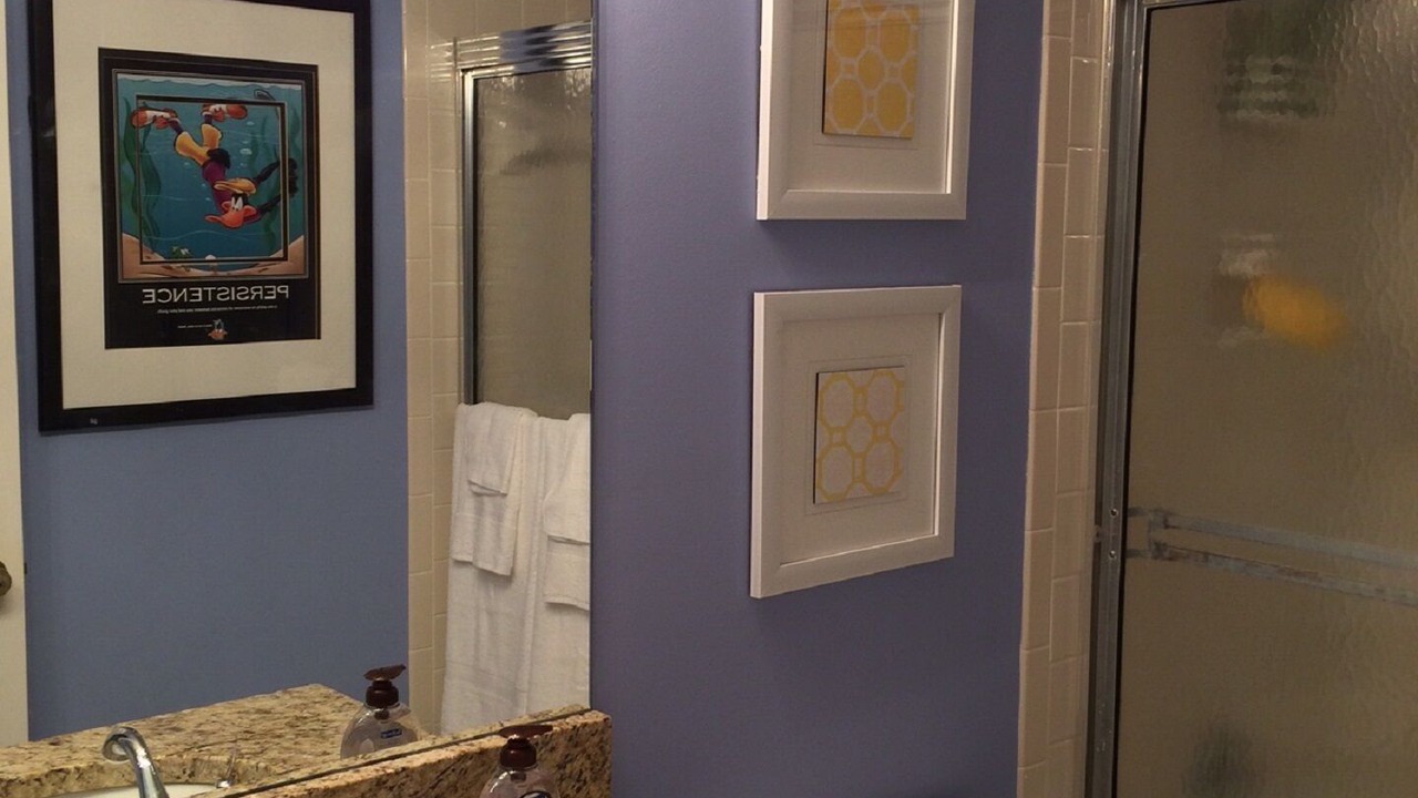 Photo of Bathroom in Imperial Golf Estates