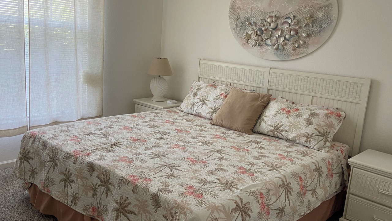 Photo of Bedroom in Bonita Shores