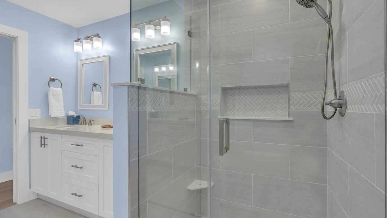 Photo of Bathroom in Marathon