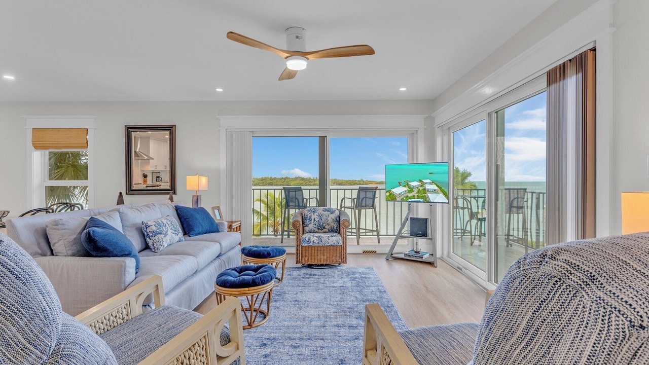 Photo of Livingroom in Marathon