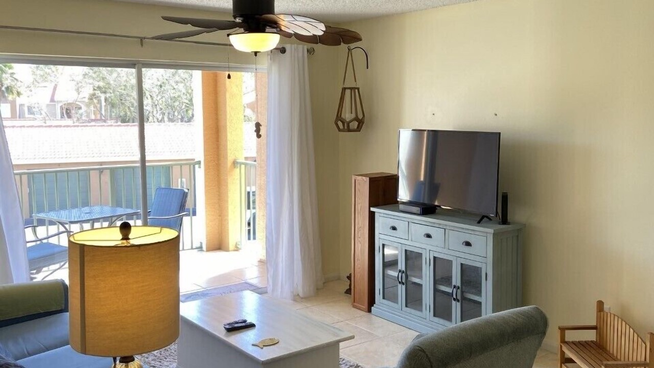 Photo of Livingroom in Naples