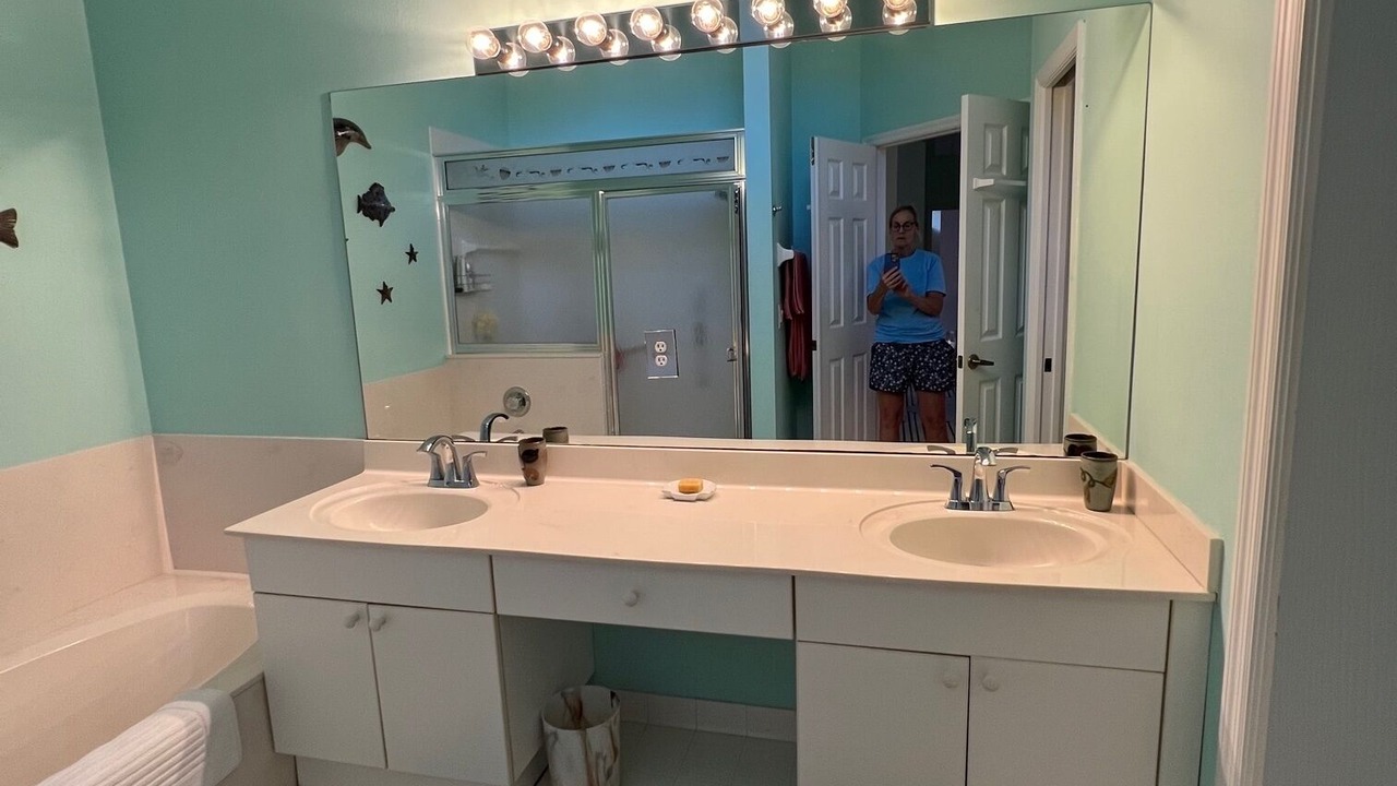 Photo of Bathroom in Wabasso Beach