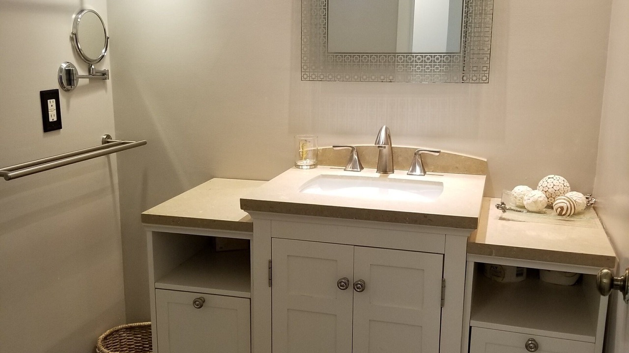 Photo of Bathroom in Hutchinson Island South