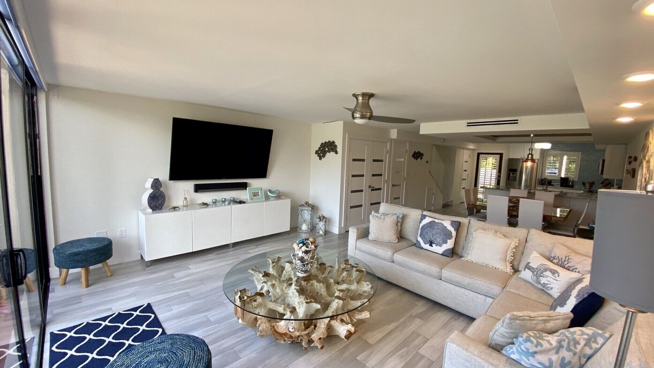 Photo of Livingroom in Key Largo
