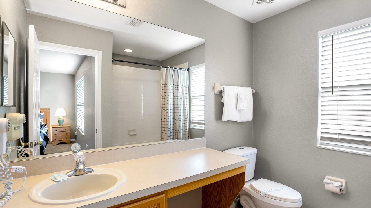 Photo of Bathroom in Regal Palms