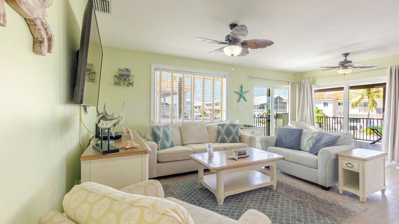 Photo of Livingroom in Marathon