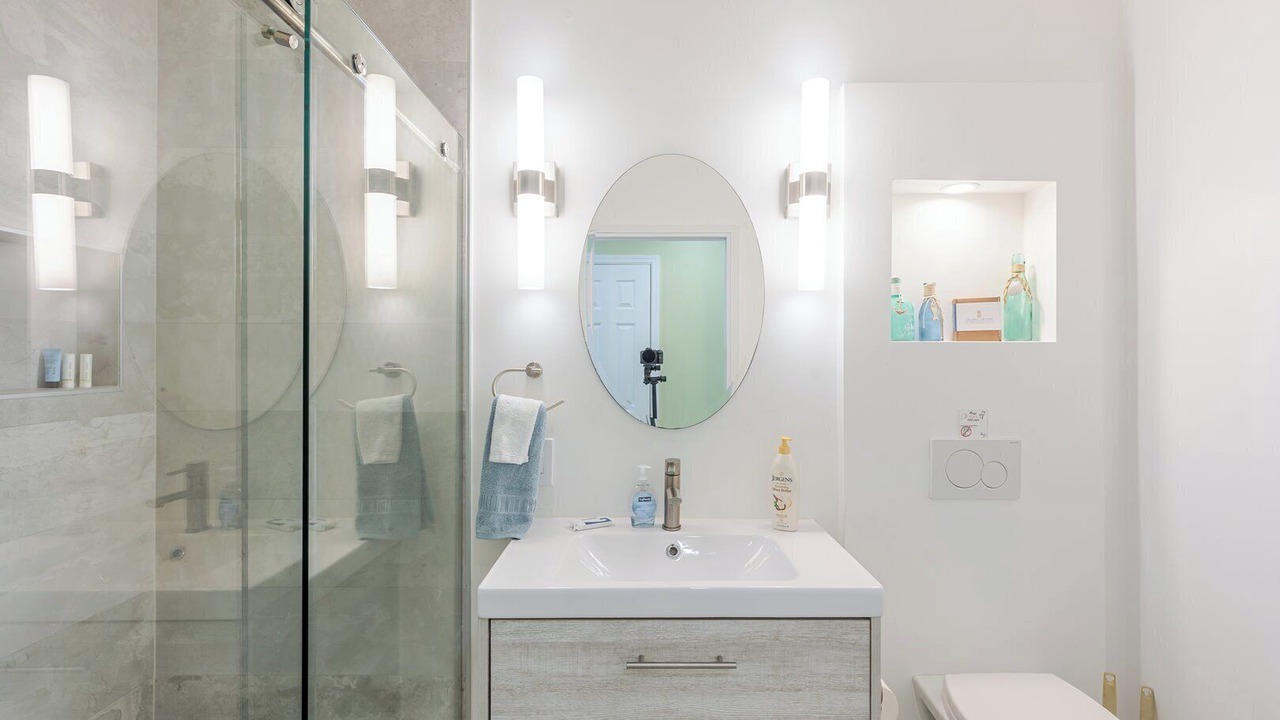 Photo of Bathroom in Marathon