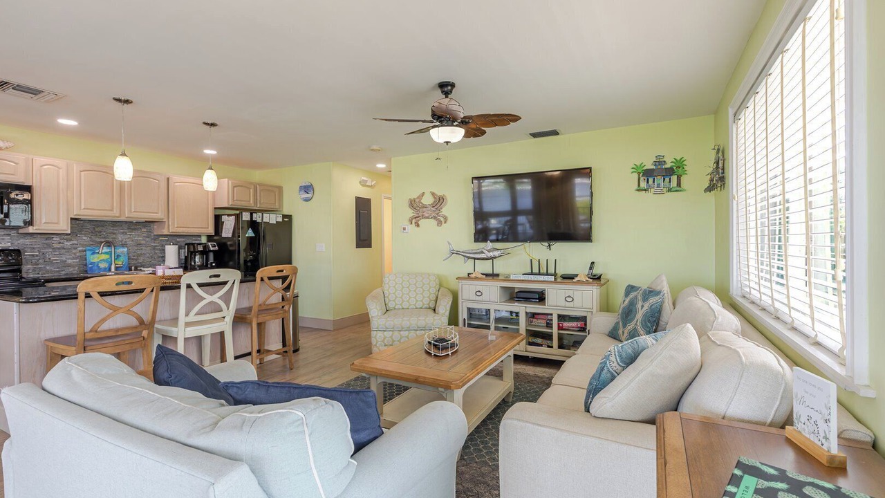 Photo of Livingroom in Marathon