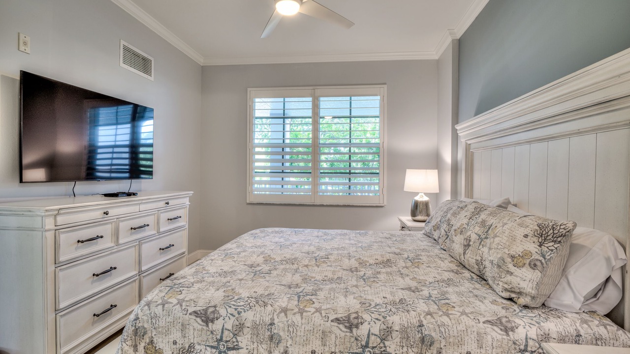 Photo of Bedroom in Bonita Shores