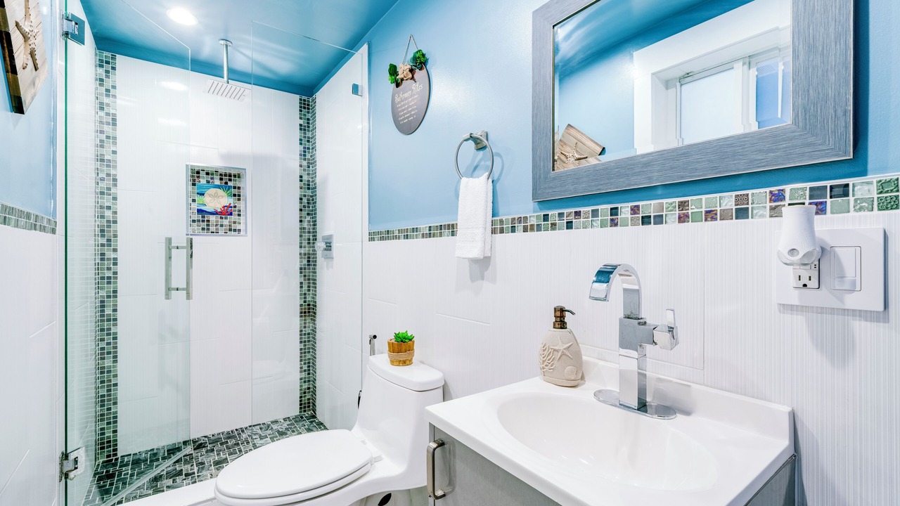 Photo of Bathroom in Marathon