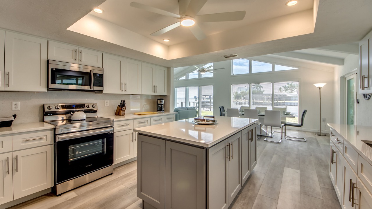 Photo of Kitchen in Yacht Club