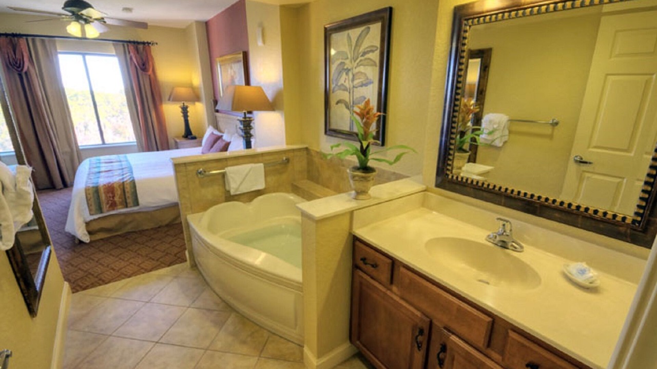 Photo of Bathroom in Bay Lake